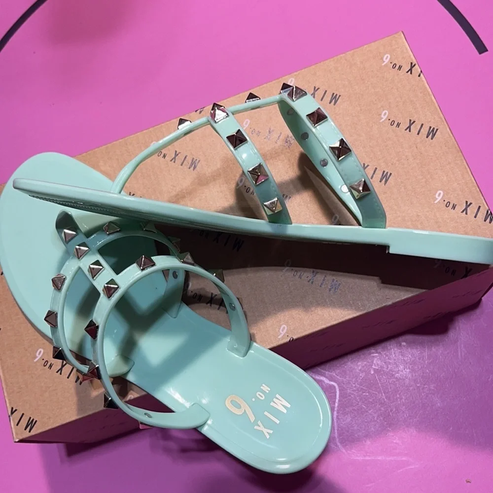 Mix No. 6 Tineara Studded Sandal- Size 7 - Picture 11 of 12